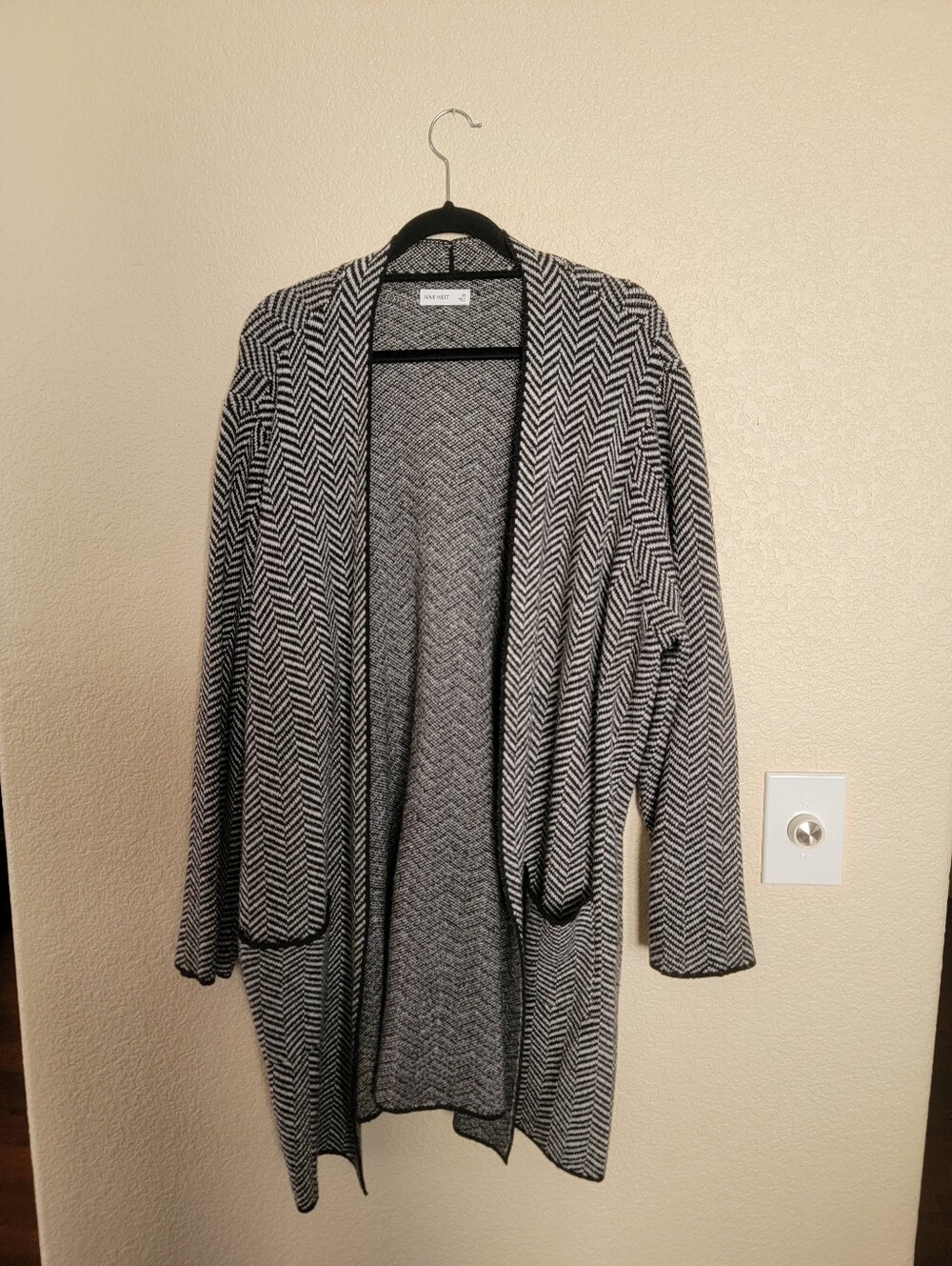 Nine West Black & White Chevron Herringbone Long Open Front Cardigan